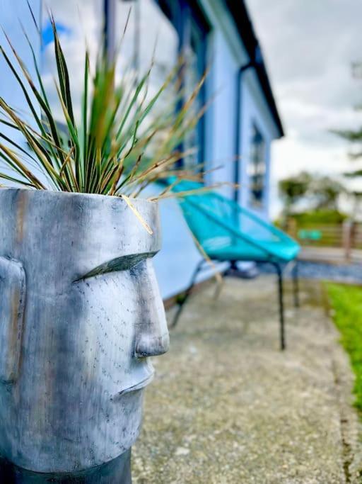 Bungalow, Mountain And Sea Views Parking Holiday home